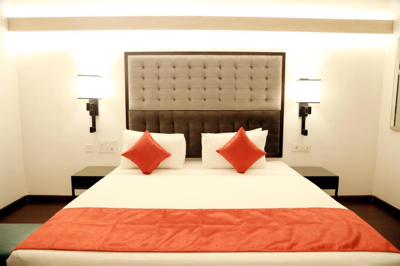 Hotel Deccan Serai Grande, Gachibowli, Haiderabad Buitenkant foto