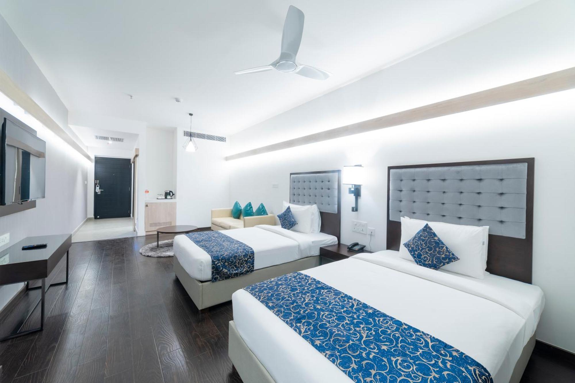 Hotel Deccan Serai Grande, Gachibowli, Haiderabad Buitenkant foto