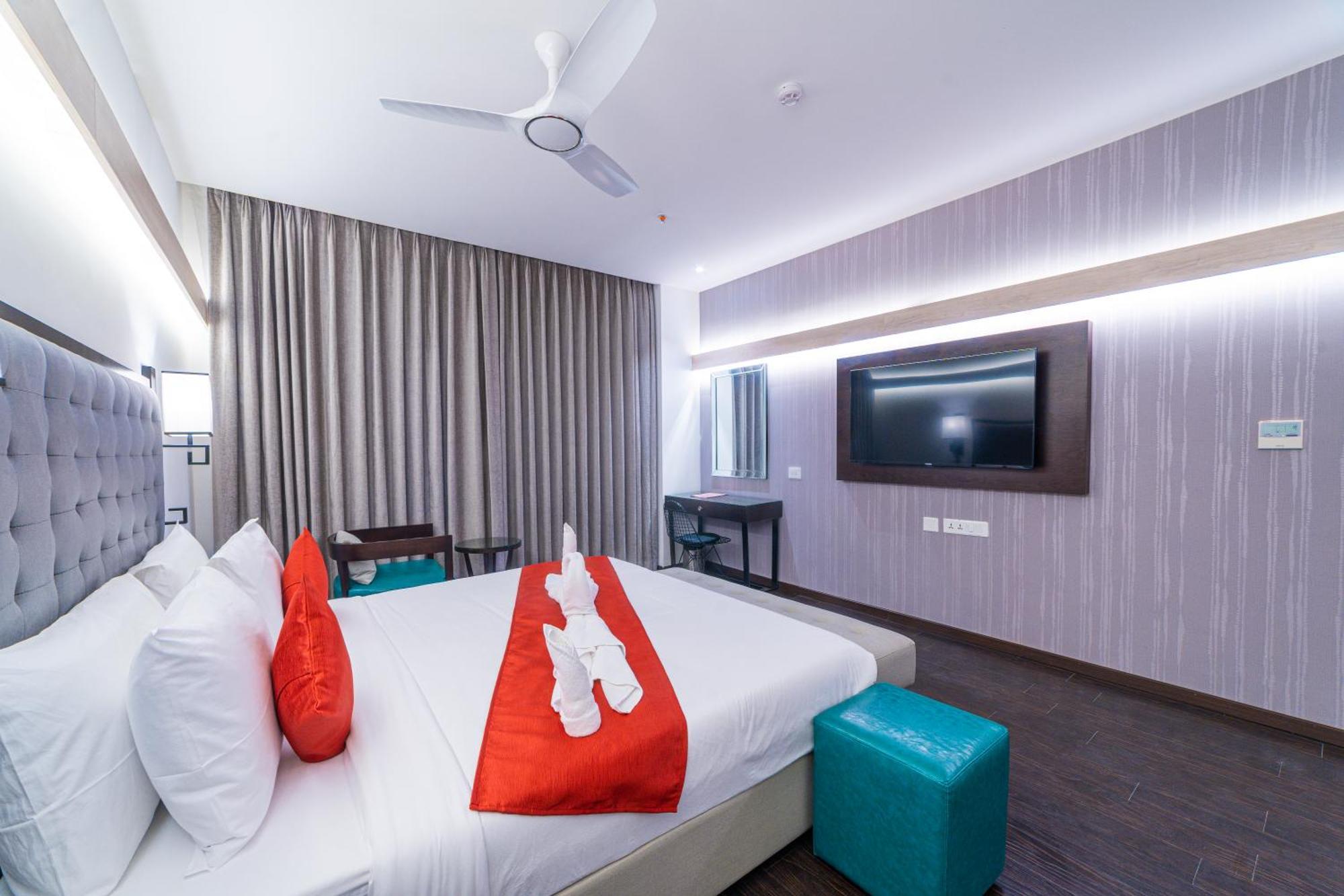 Hotel Deccan Serai Grande, Gachibowli, Haiderabad Buitenkant foto