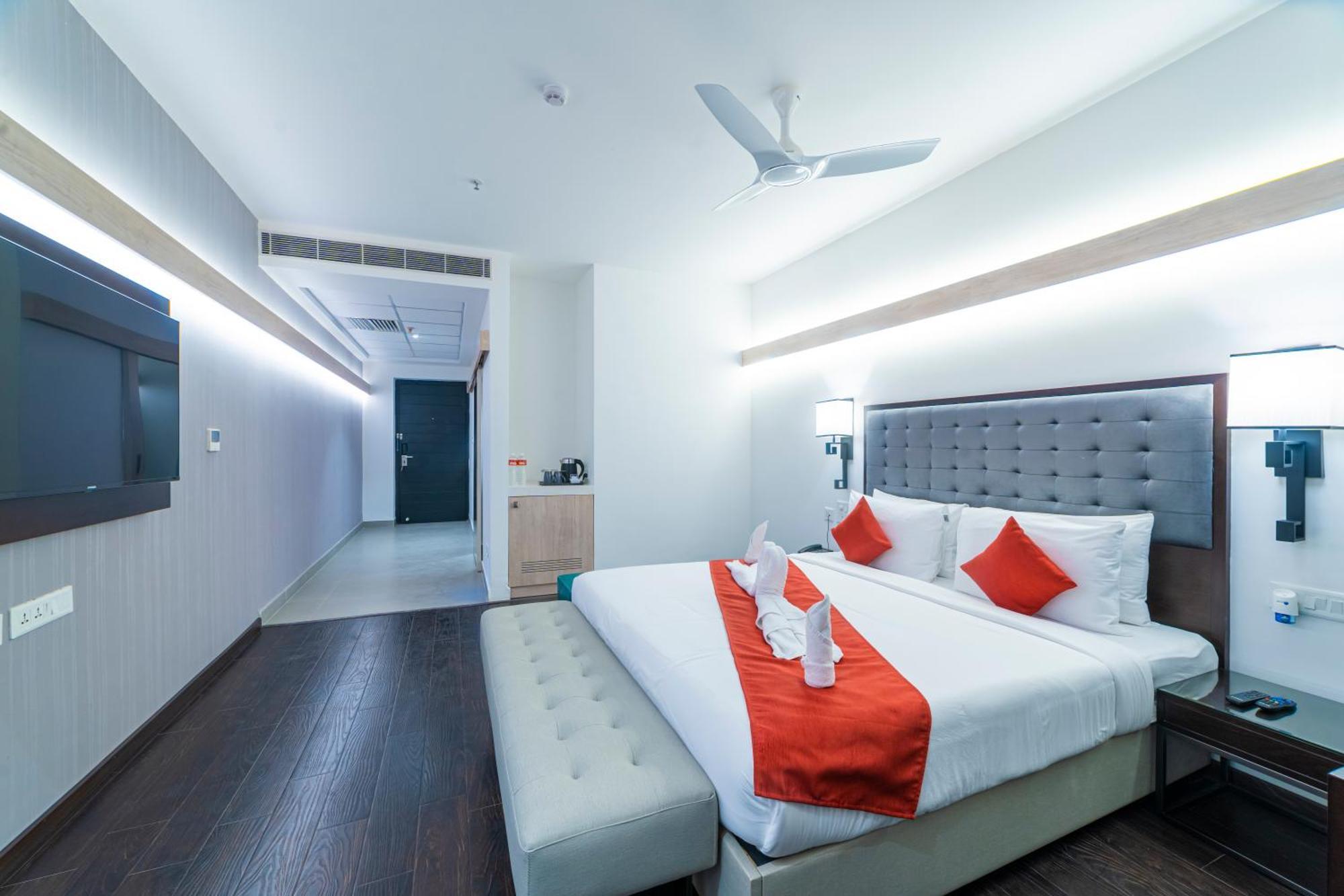 Hotel Deccan Serai Grande, Gachibowli, Haiderabad Buitenkant foto