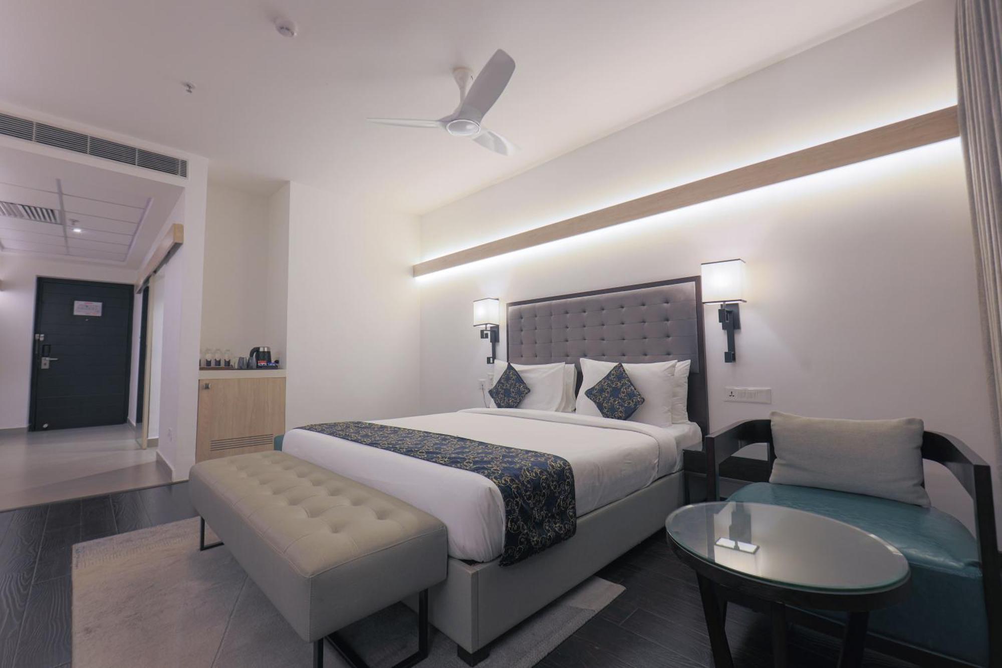 Hotel Deccan Serai Grande, Gachibowli, Haiderabad Buitenkant foto